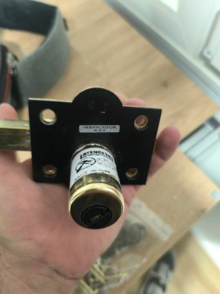 FAC UVE UNE-EN 1303 Cerradura Seguridad
