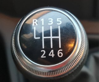Nissan NV400 2021