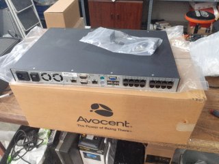 Avocent DSR2030 Conmutador KVM 16 Puertos