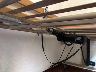 Cama geriátrica elevable como nueva