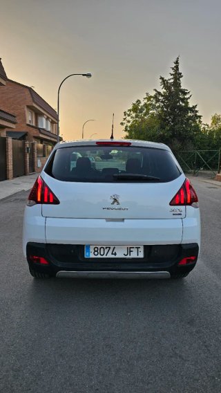 Peugeot 3008 2015