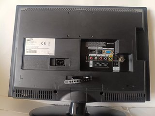 Samsung TV 19 LE19C350D1W
