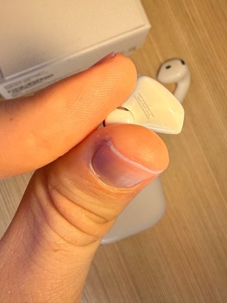 AirPods 4 con cancelación de ruido activa