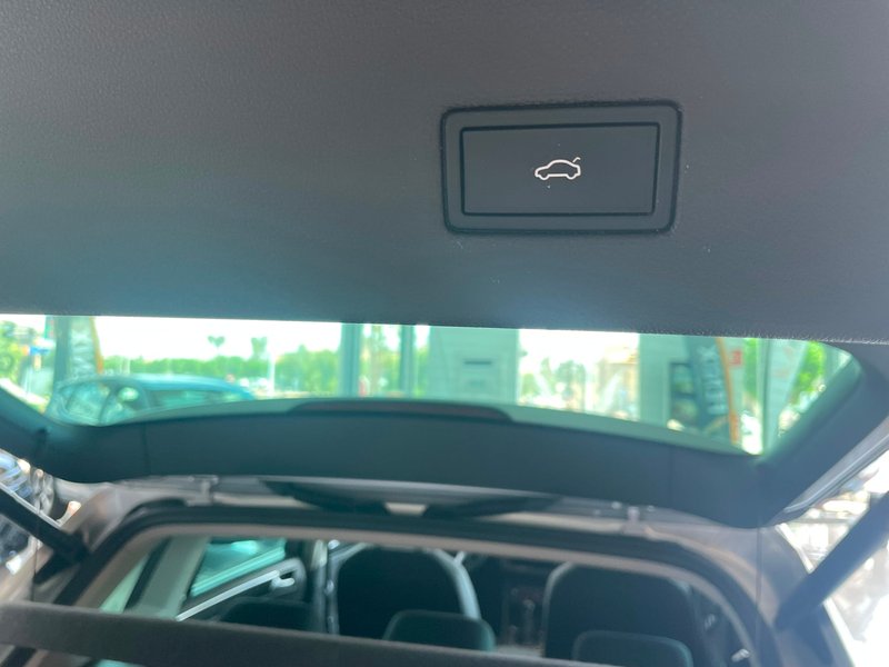 Volkswagen Tiguan 2.0 Life TDI DSG 2023, foto 13