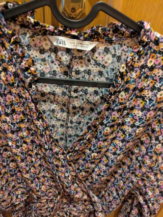 Camisa Zara floral manga larga