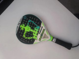 Pala de pádel Black Crown Hurricane
