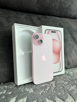iPhone 15 95% BATERIA