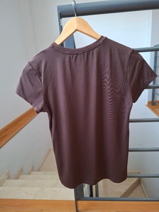 Camiseta H&M marrón