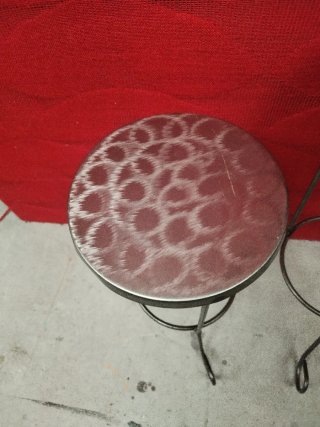 taburetes de acero