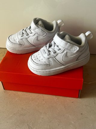 Zapatillas Nike niño blancas