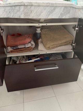 Mueble de baño madera con espejo