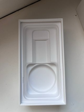 Caja iPhone Apple Dorada