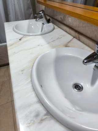 Mueble de baño doble con espejo