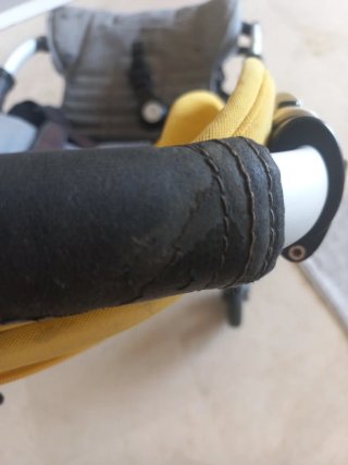 Bugaboo Bee 5 con capota amarilla