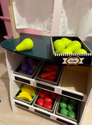 Frutería de madera para niños