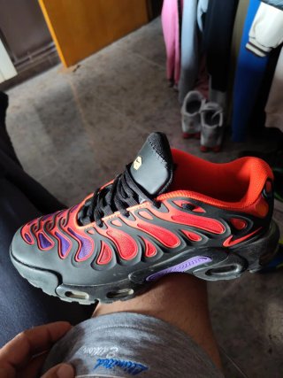 Nike Air Max Tn Zapatillas Negras y Naranjas