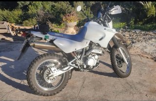 Yamaha XT 600 Blanca