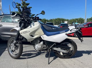 Yamaha XT 600 Blanca