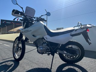 Yamaha XT 600 Blanca