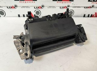 9827401780 guantera salpicadero peugeot 208 117377
