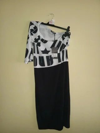 Vestido asimétrico estampado