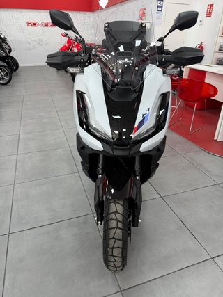 Honda ADV 350 Especial