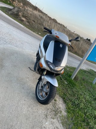 Gilera Runner 50 Plata Scooter