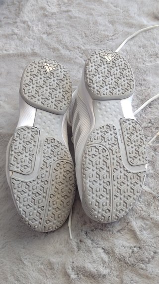 Scarpe da tennis Adidas bianche e argentate da uomo