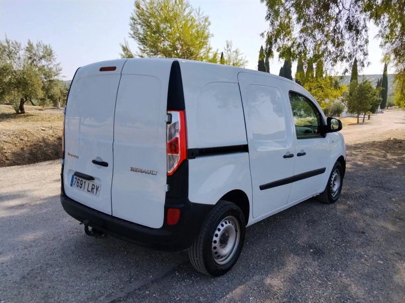 Renault Kangoo 2021 - foto 1