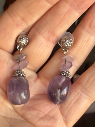 Pendientes de Amatista Natural y Plata Tibetana
