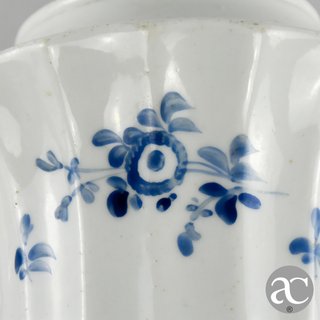 Bule Porcelana Vista Alegre sem marcas, séc. XIX