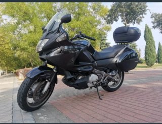 Honda Deauville Negra Touring