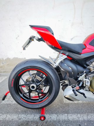 Ducati Streetfighter V4