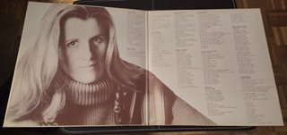 Vinilo LP María Ostiz - Un pueblo es... Levantaré
