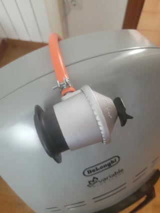 Estufa de gas DeLonghi blanca