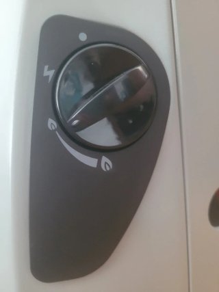 Estufa de gas DeLonghi blanca