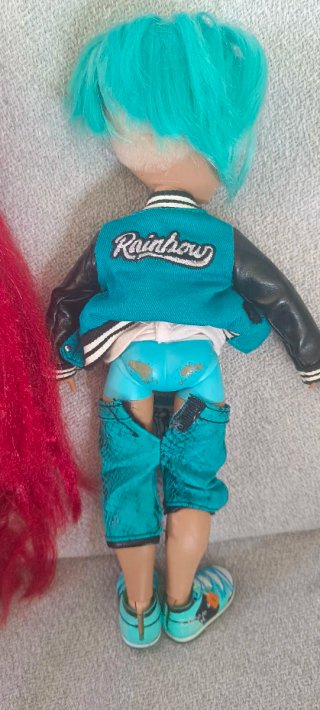 Muñecas Rainbow High (2) con Ropa