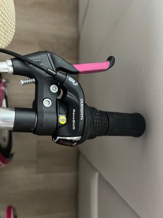 Bicicleta niña Btwin 24'' rosa y crema POCO USO