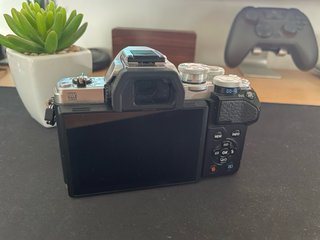 Olympus OM-D E-M10 Mark III+ 14-42mm f/3.5-5.6 II