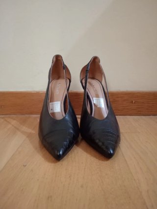 Zapatos de tacón negros