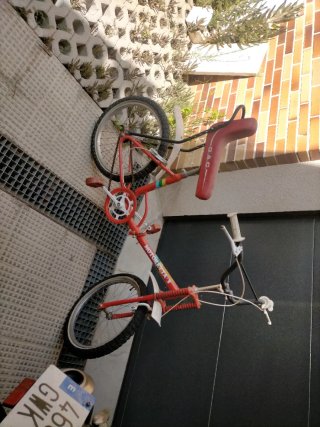 Bicicleta BMX Motoretta 3 GAC Roja