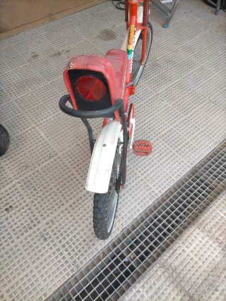 Bicicleta BMX Motoretta 3 GAC Roja