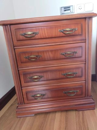 Mueble Castaño Macizo Entrada/Dormitorio