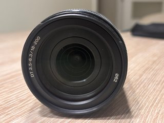 Objetivo Sony 18-200mm f/3.5-6.3 A-Mount