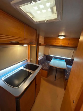 Caravana Caravelair luxe 4pz. -750kg
