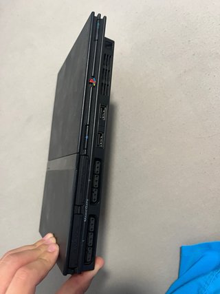 PlayStation 2 Slim Negra