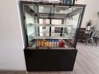Mesas y Sillas de Cafetería