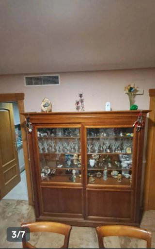 Comedor completo de madera maciza en buen estado