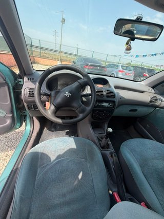 Peugeot 206 1999