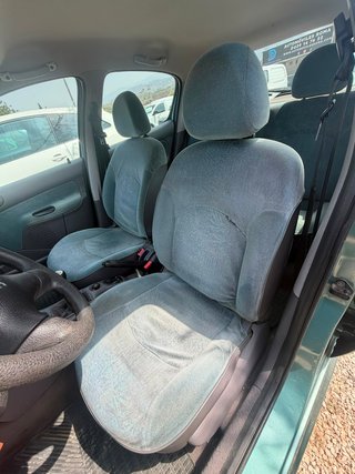 Peugeot 206 1999